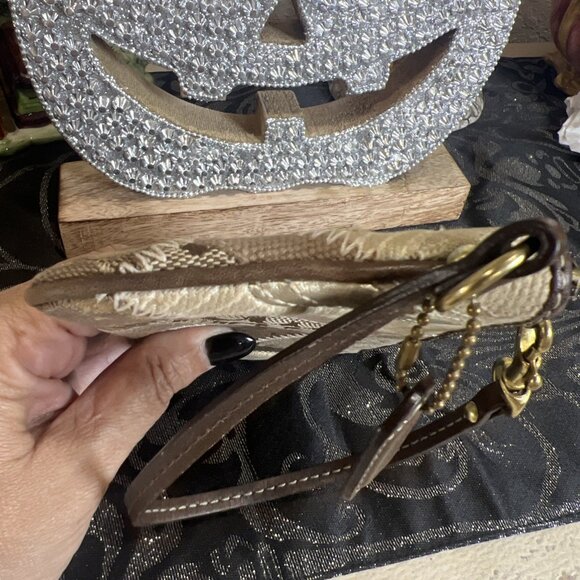 Coach Patchwork Brown Wristlet with Strap & HangTag - Picture 6 of 9